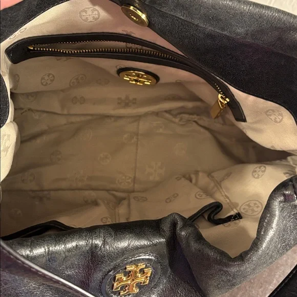 Tory Burch Dena Hobo Leather Shoulder Bag - Picture 11 of 14